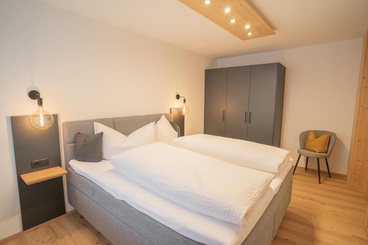 Apartement Waldfrieden Pfons エクステリア 写真
